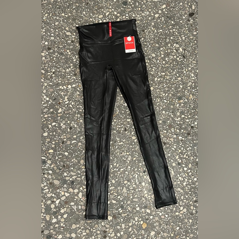 SPANXshape™ Faux Leather Leggings